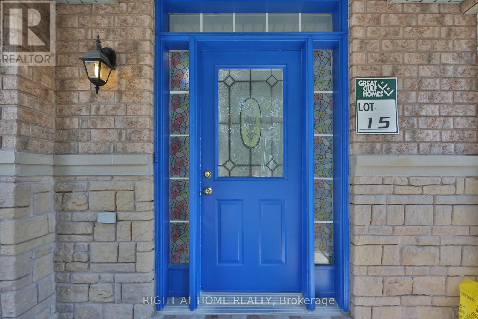 3 SILVERBELL COURT - 4