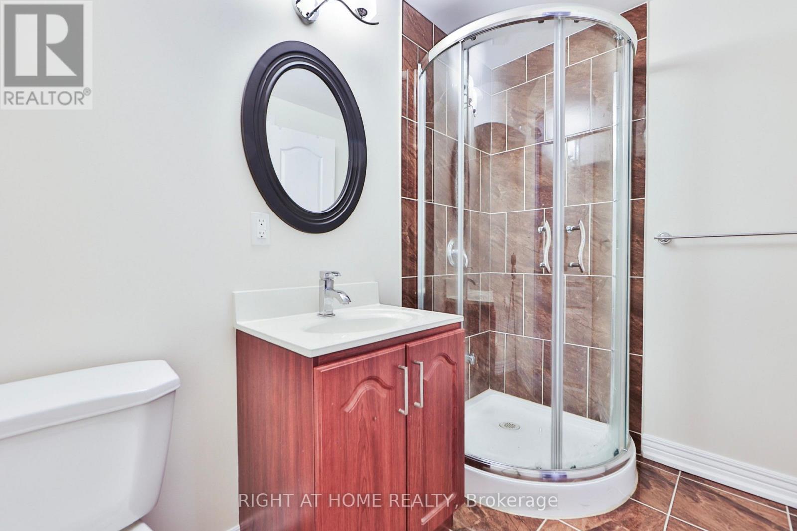 3 SILVERBELL COURT - 42