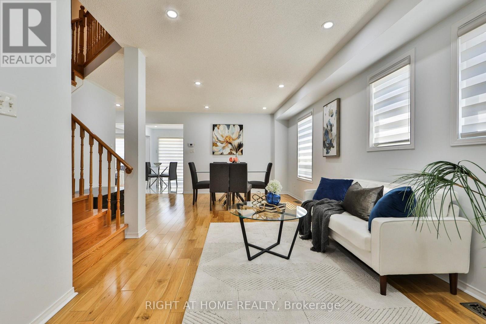 3 SILVERBELL COURT - 6