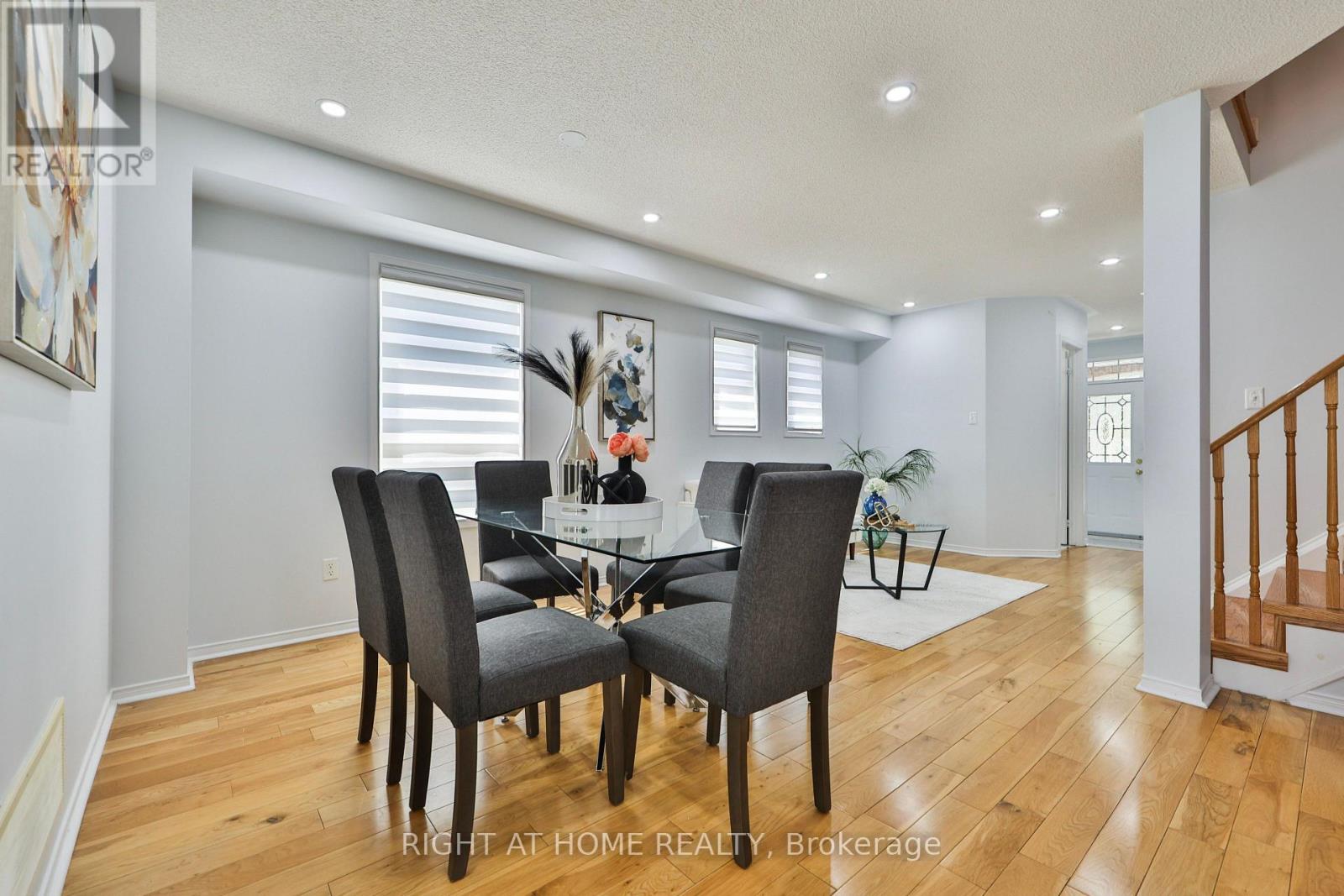 3 SILVERBELL COURT - 7