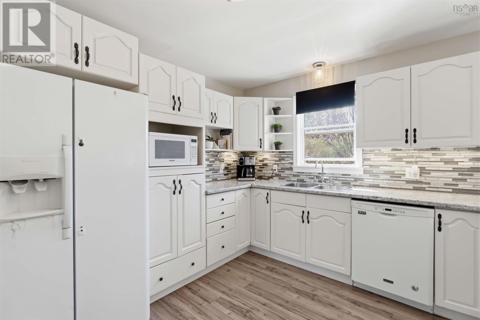 106 Geiger Drive - 13