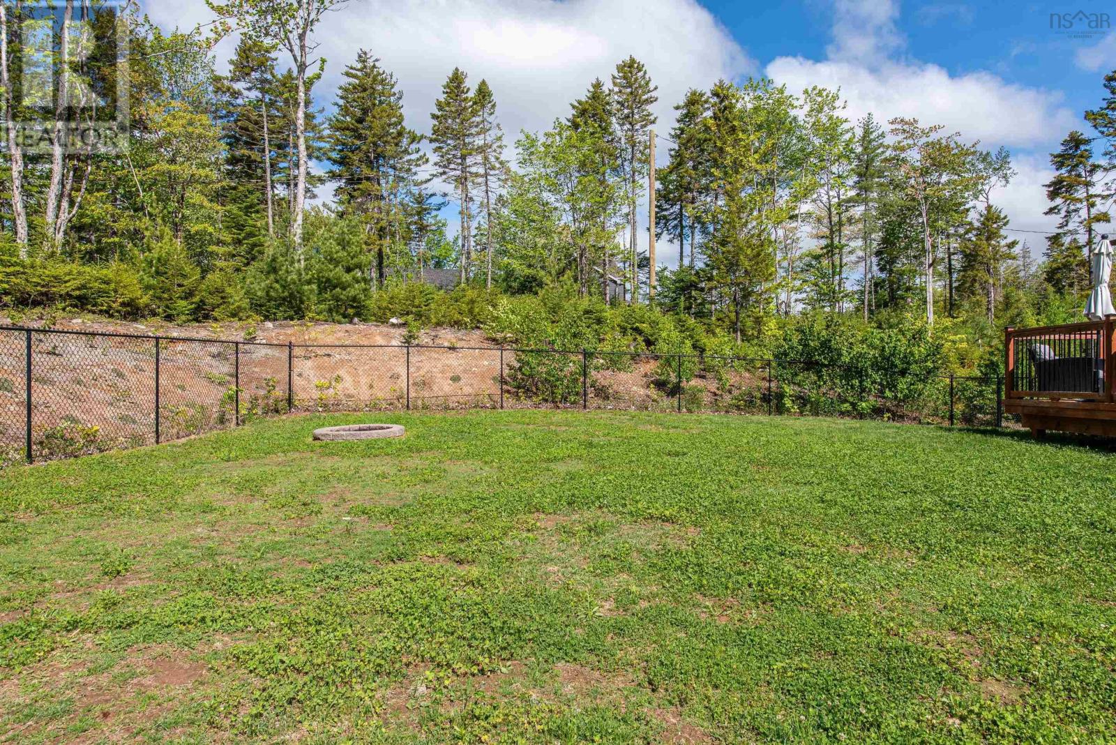 107/109 Bearpaw Drive - 29