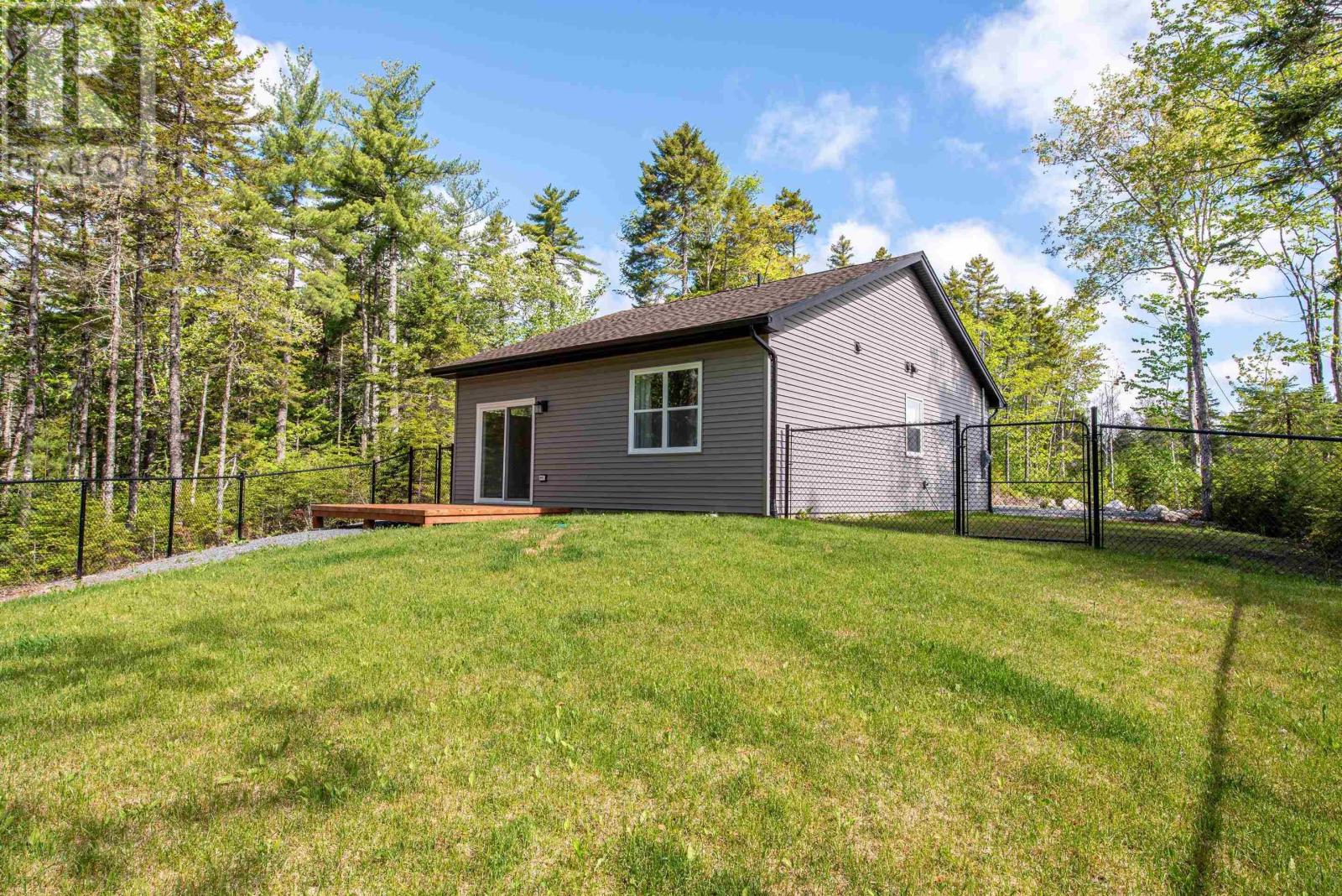 107/109 Bearpaw Drive - 46