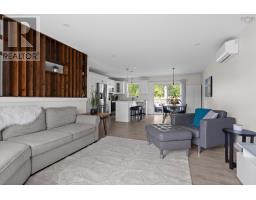 107/109 Bearpaw Drive, Beaver Bank, NS B4G0C3 Photo 9