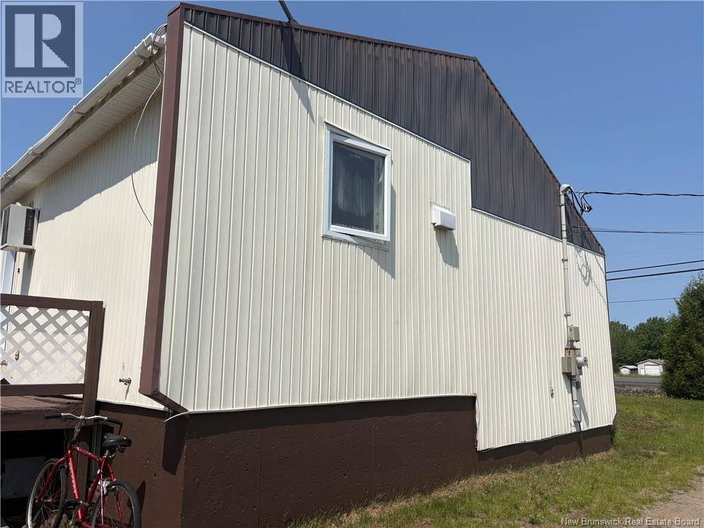 4652 Route 134 - Image 4