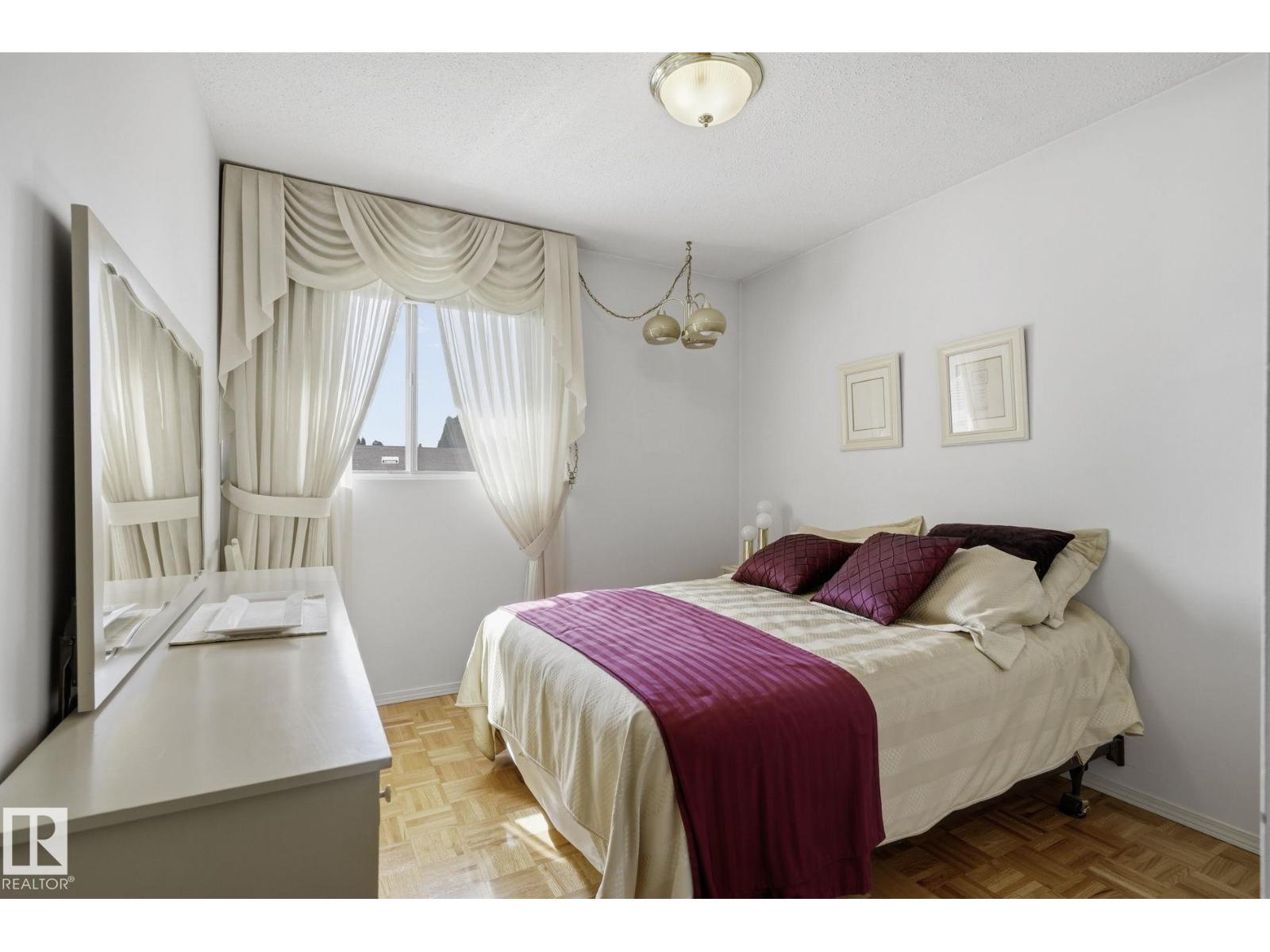 14511 83 ST NW - 14