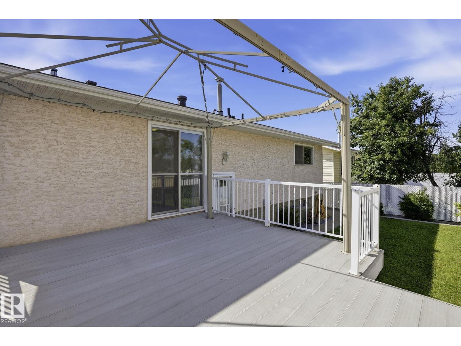 14511 83 ST NW - 26