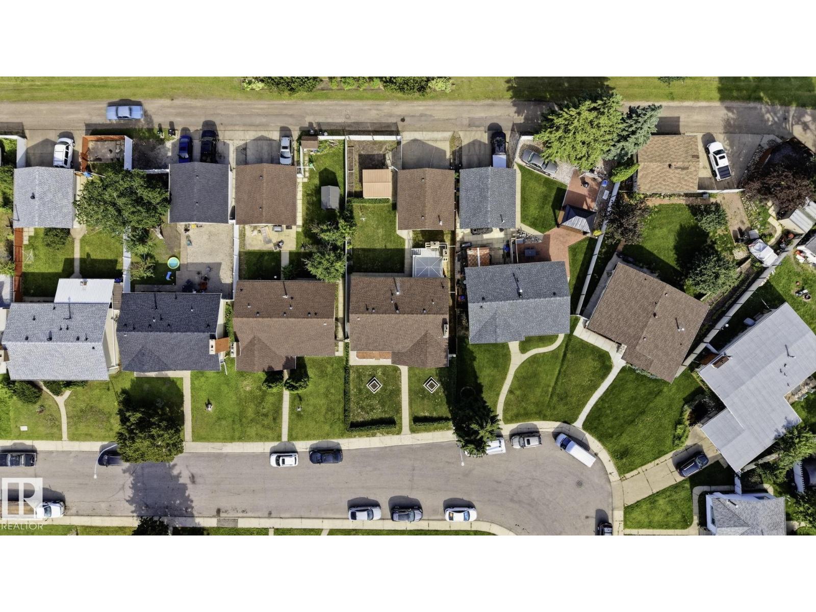 14511 83 ST NW - 35