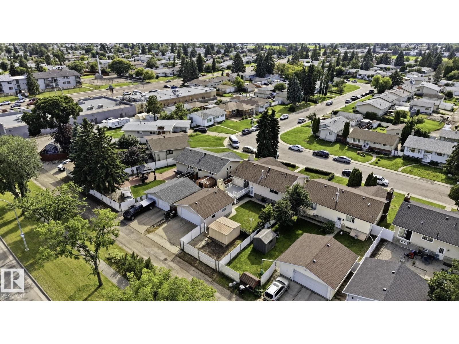 14511 83 ST NW - 36