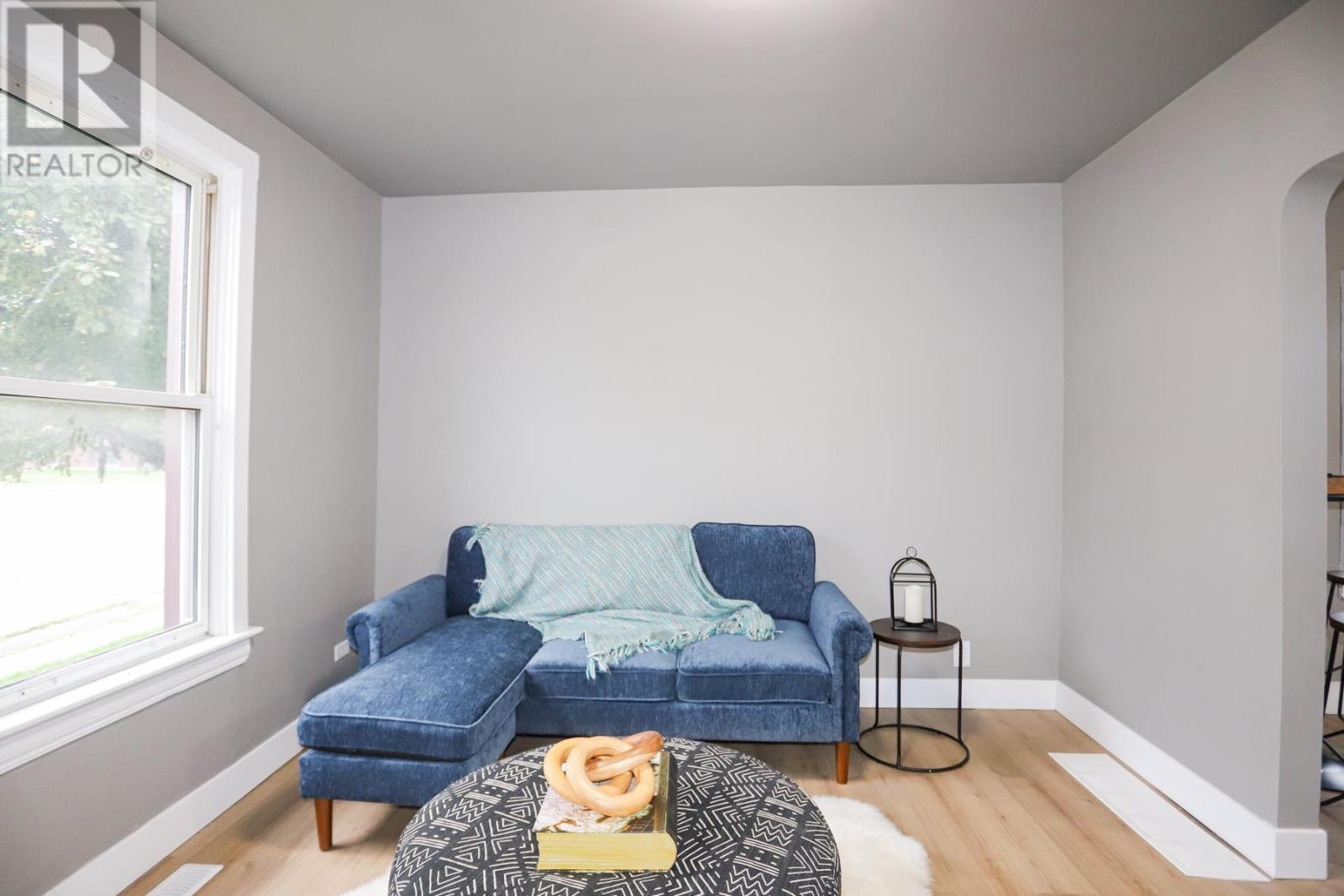 299 Goulais AVE - 12