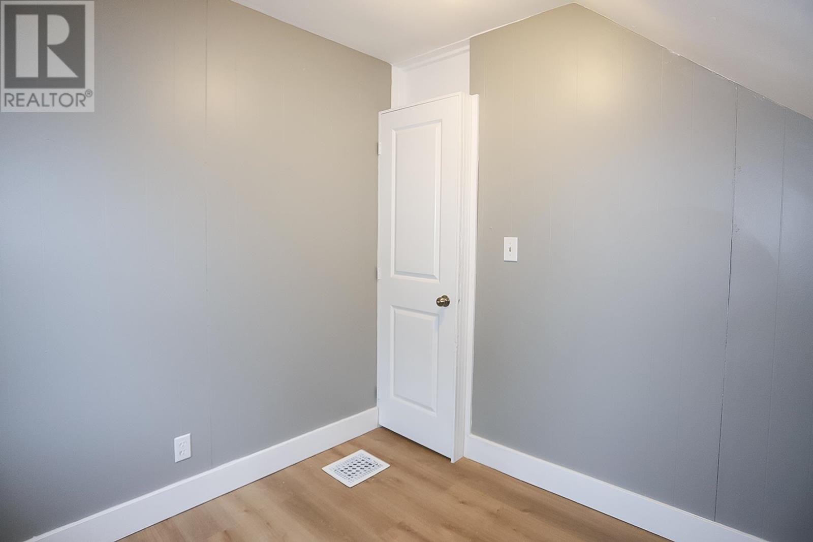 299 Goulais AVE - 34