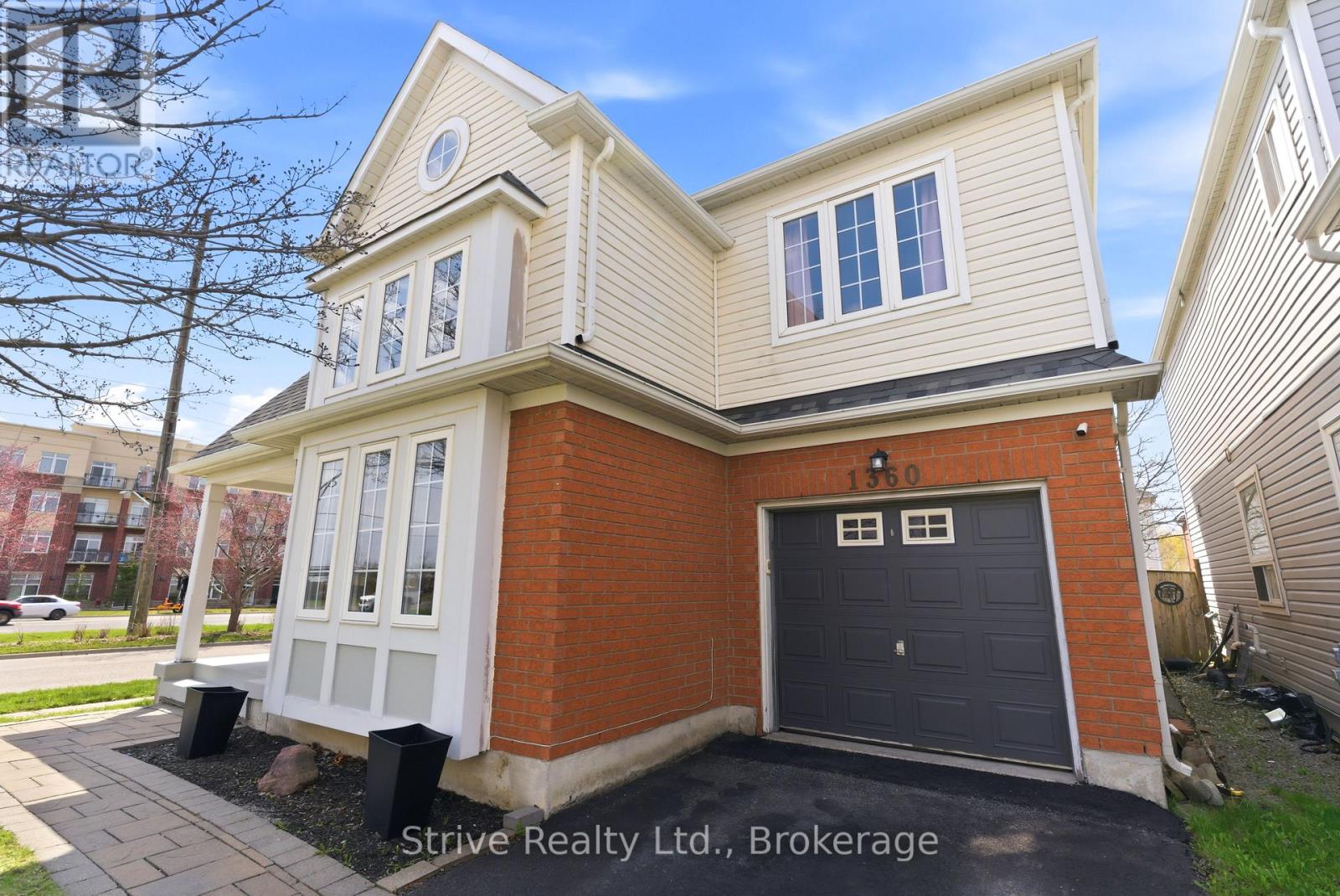1360 DUMONT STREET - 6