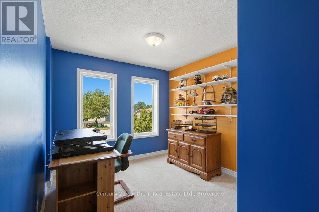 17 MAYHEW DRIVE - 18