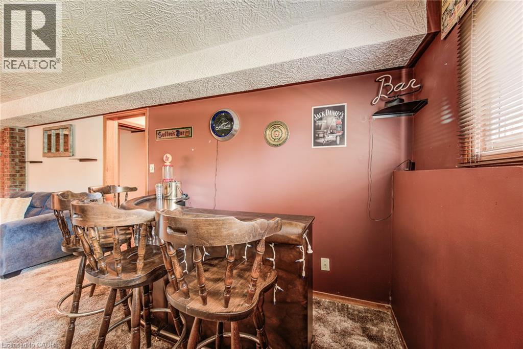 606 FERN Road - Image 34