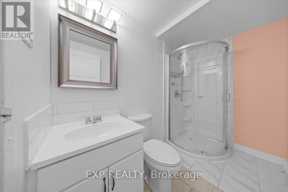 #167 1449 RIDGEBROOK DRIVE - 23