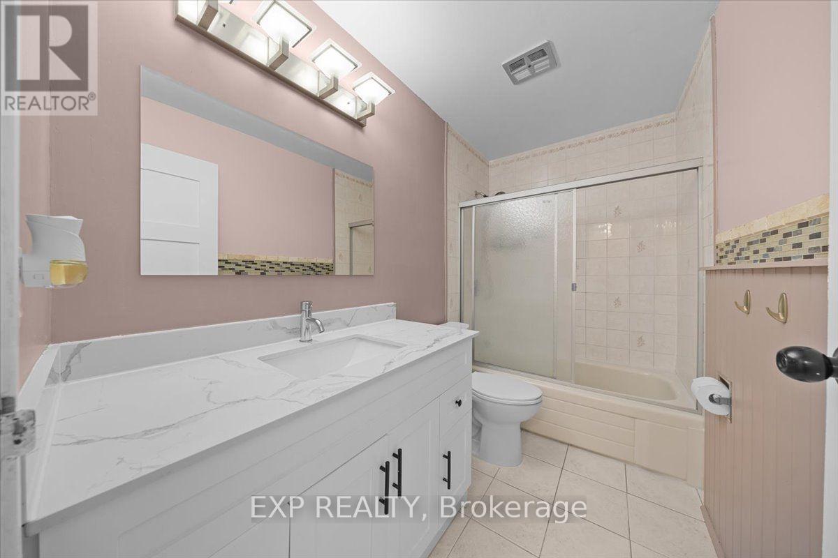 #167 1449 RIDGEBROOK DRIVE - 33
