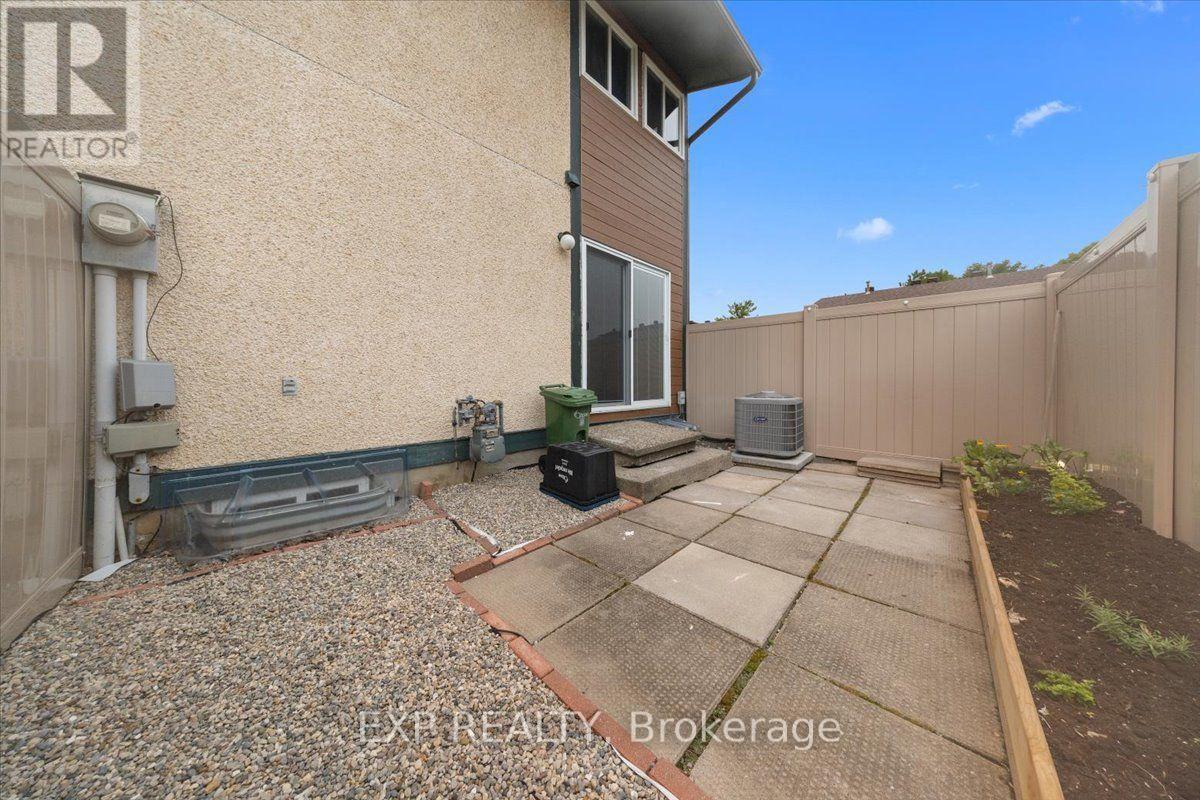 #167 1449 RIDGEBROOK DRIVE - 37