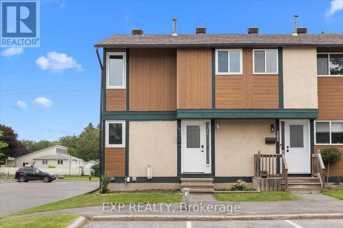 #167 1449 RIDGEBROOK DRIVE - 4