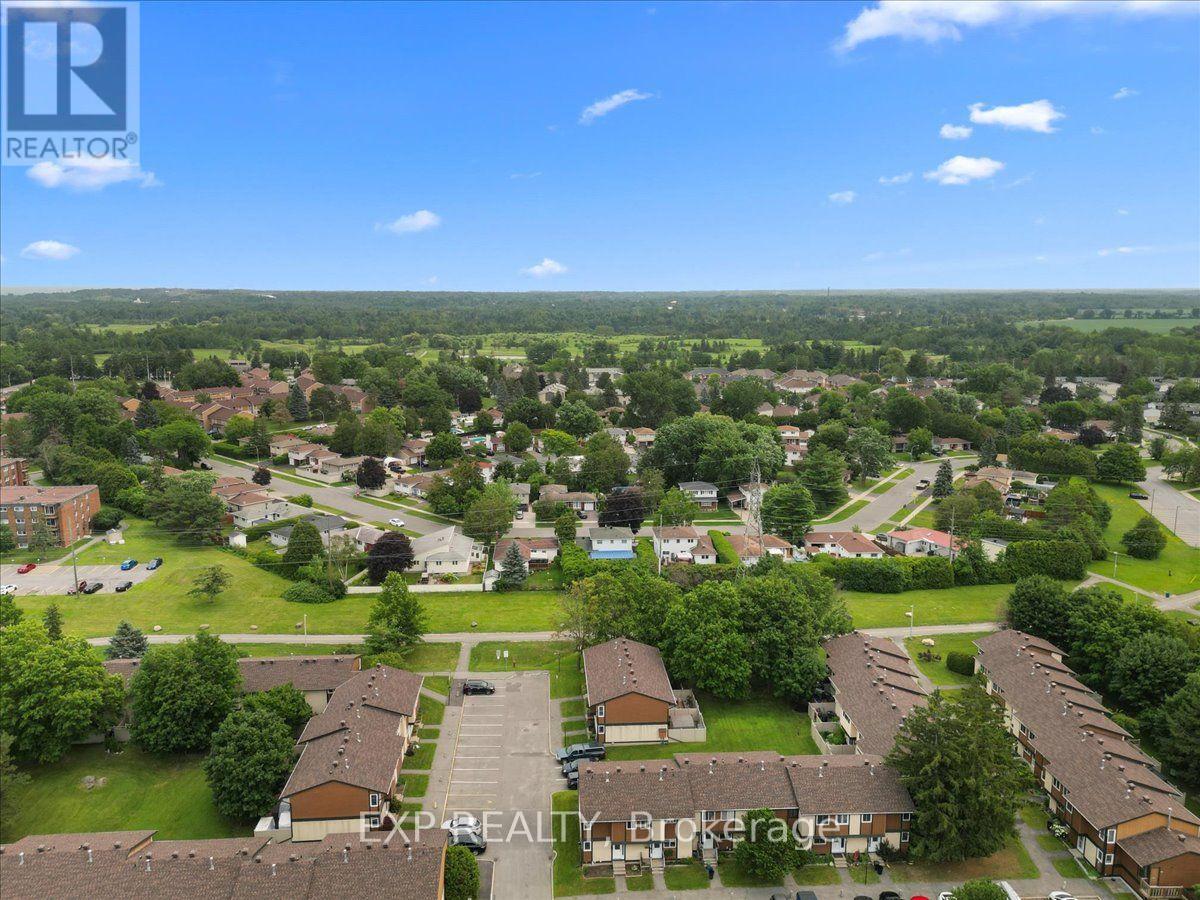#167 1449 RIDGEBROOK DRIVE - 42