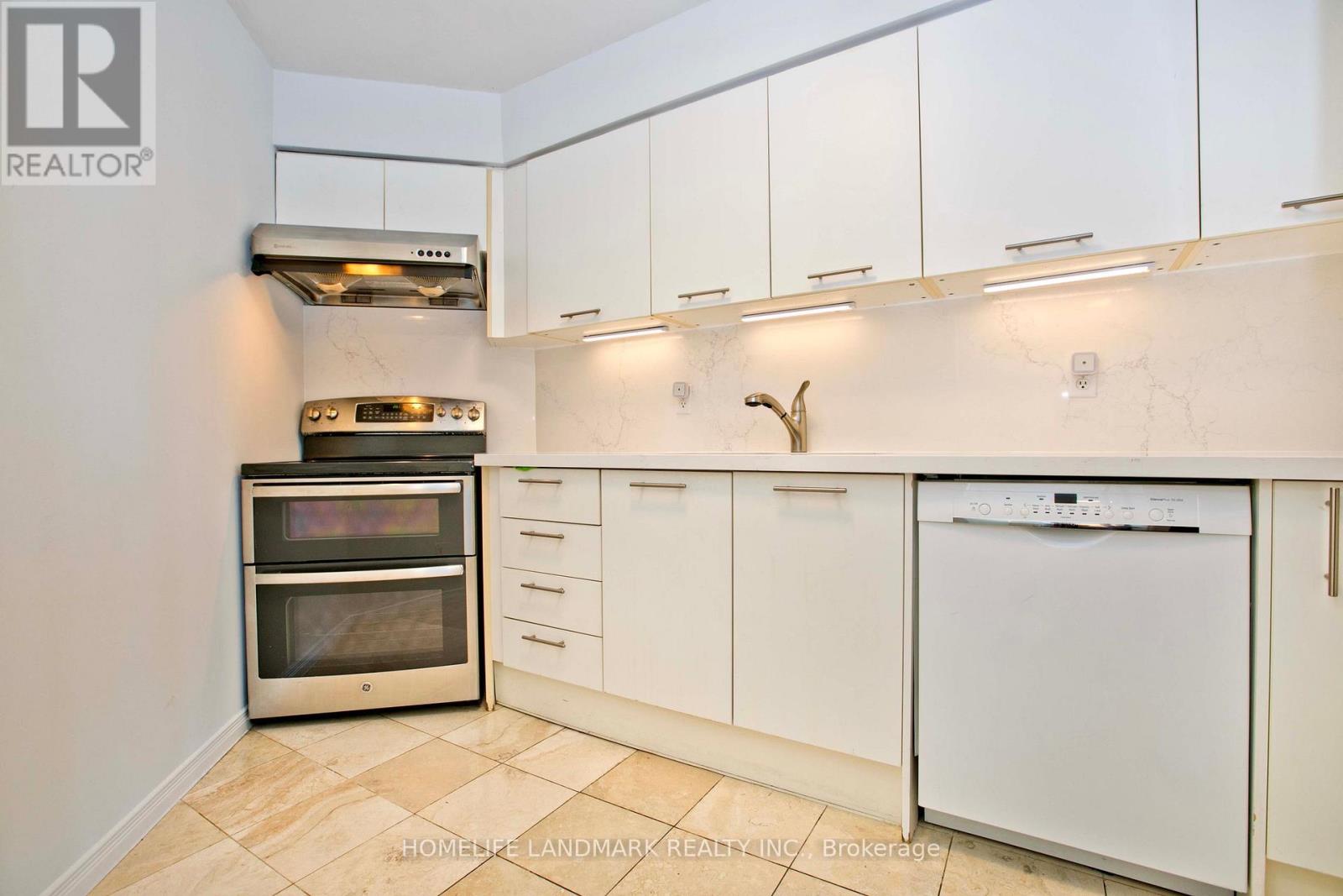 #1210 55 HARRISON GARDEN BOULEVARD - 8