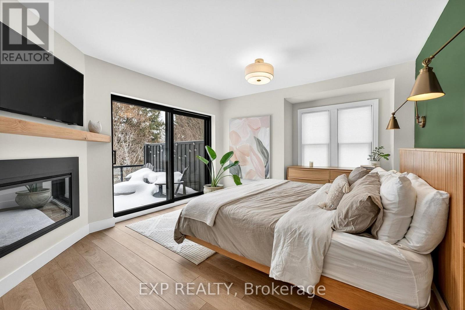 16 BARKER STREET - 23