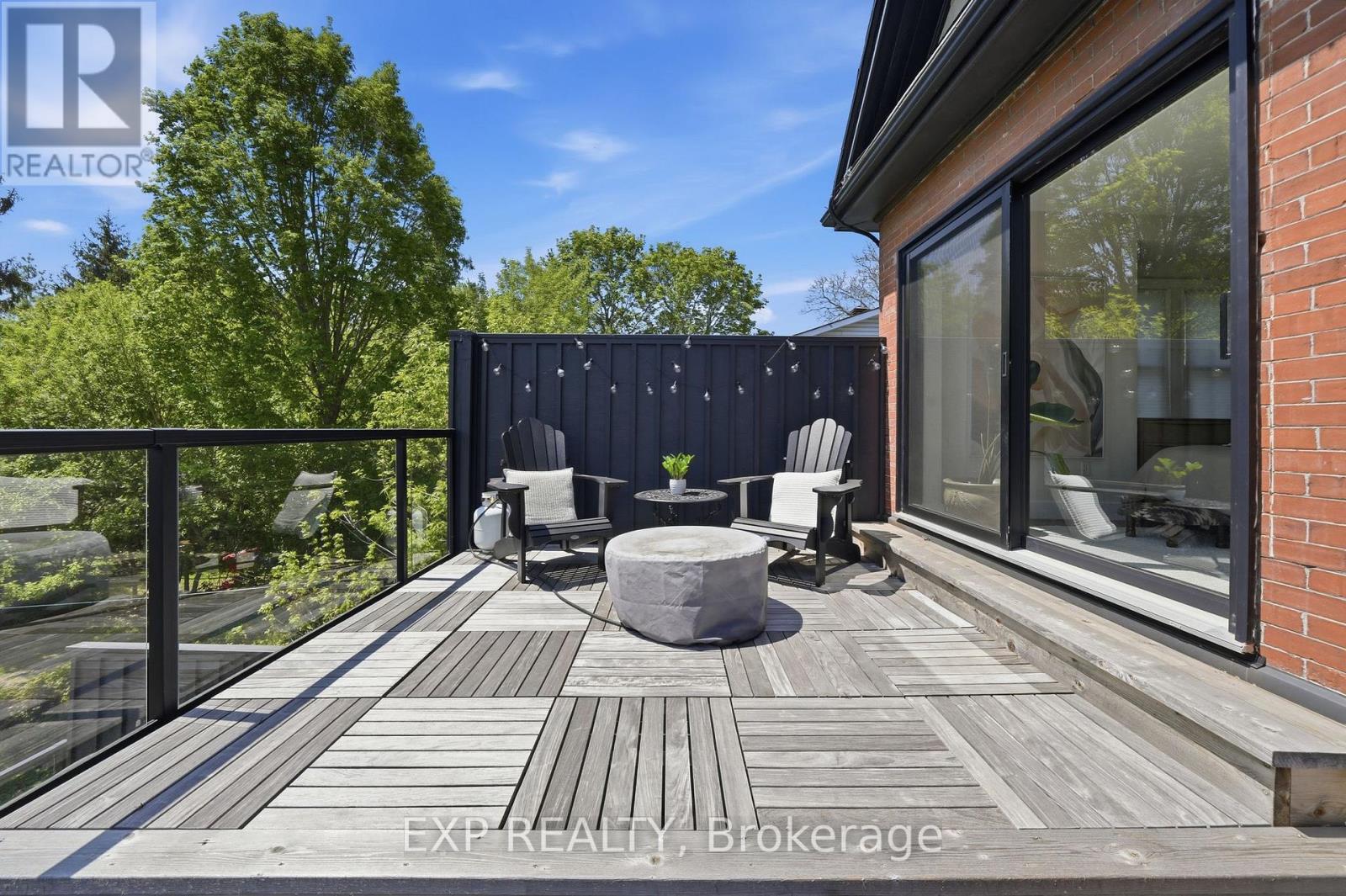 16 BARKER STREET - 42