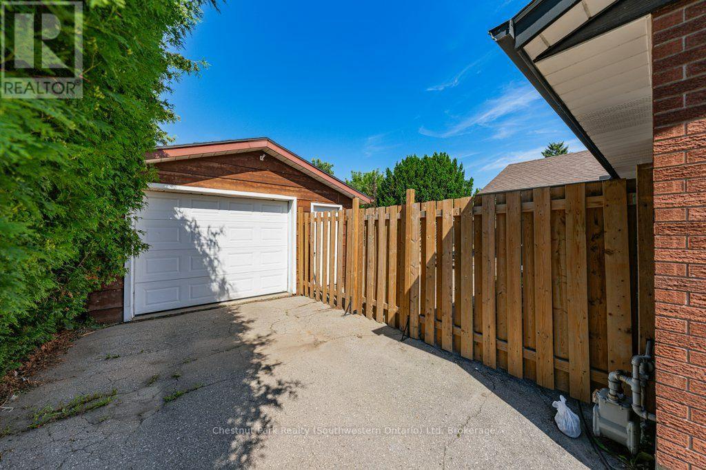 81 CHELTONWOOD AVENUE - 50