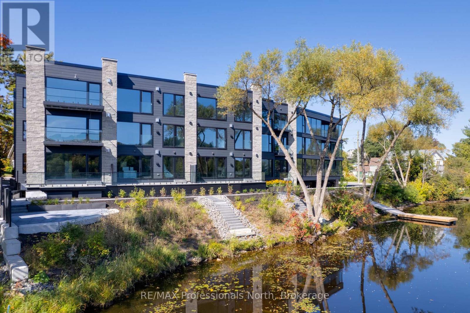 #203 32 BRUNEL ROAD - 3
