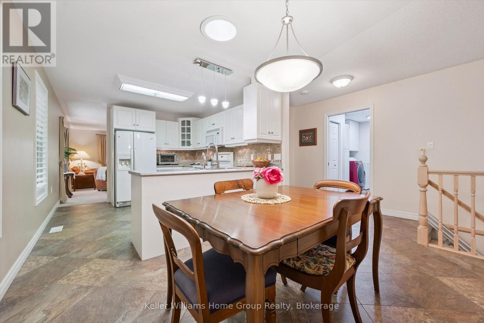 9 MAGNOLIA LANE - Image 20