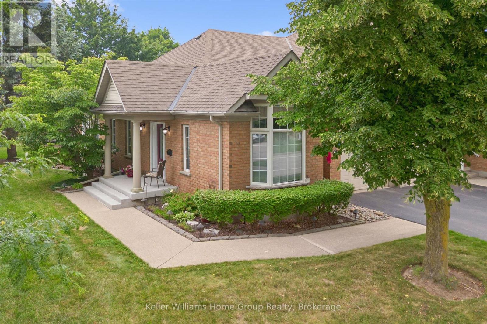 9 MAGNOLIA LANE - Image 4