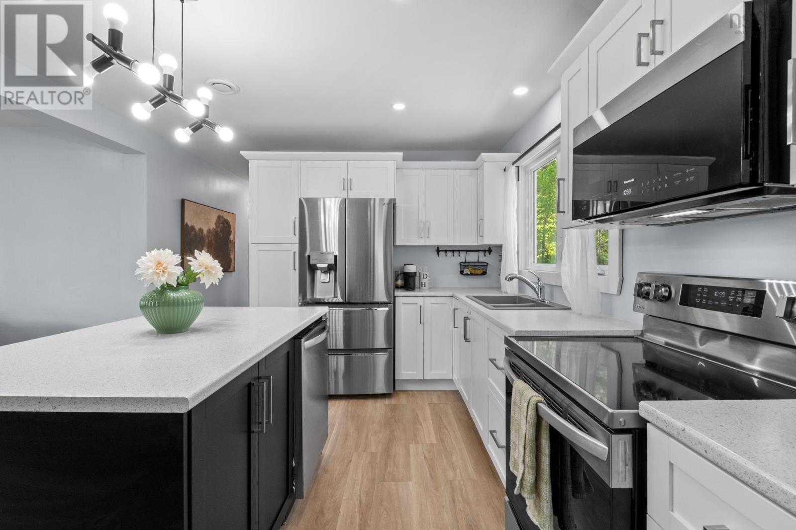 49 Rockwell Drive - 11