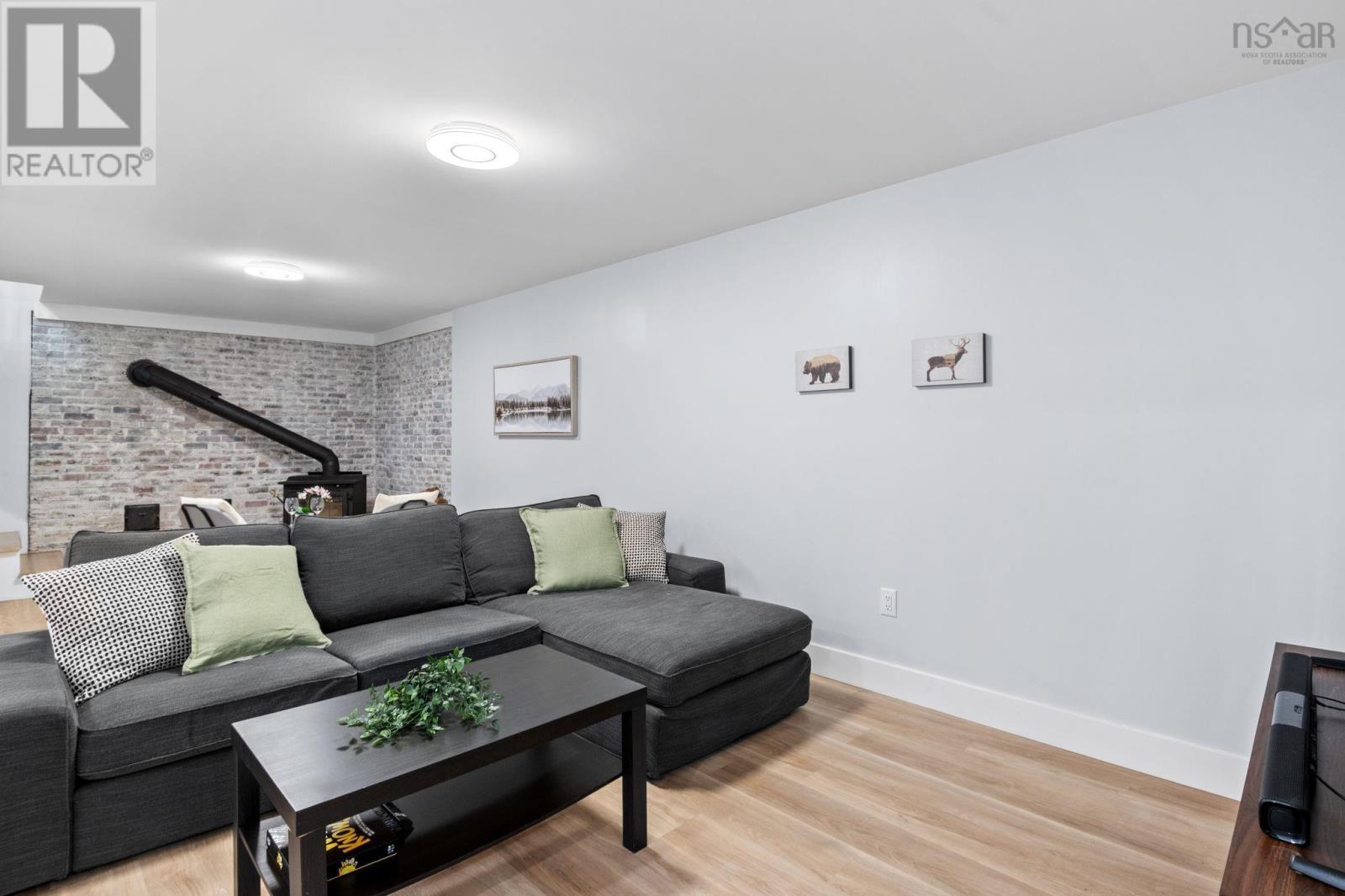 49 Rockwell Drive - 34