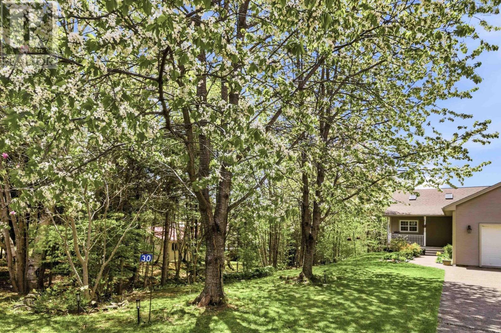 30 Chater Drive - 38