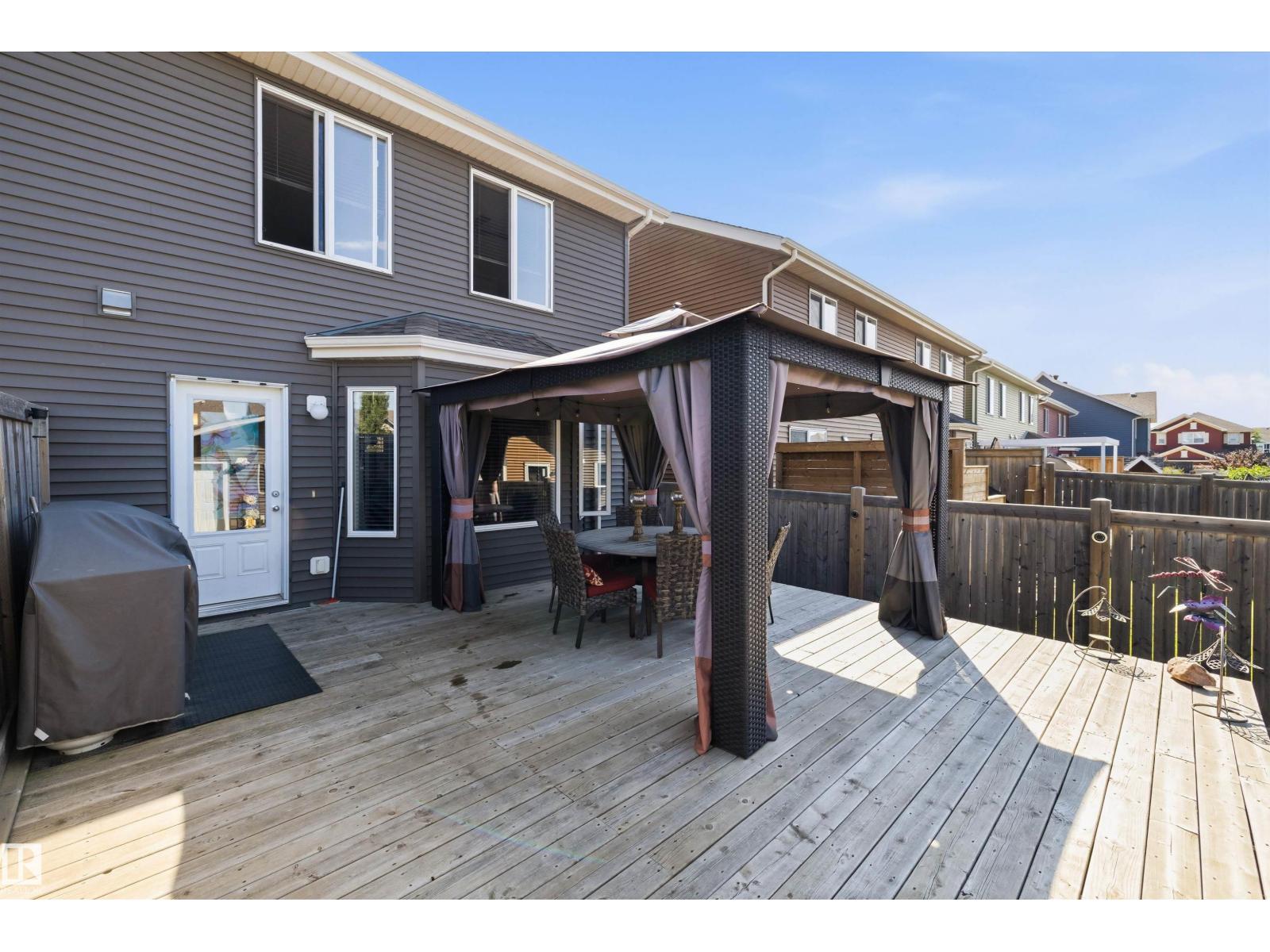 4688 CRABAPPLE RU SW SW - 25
