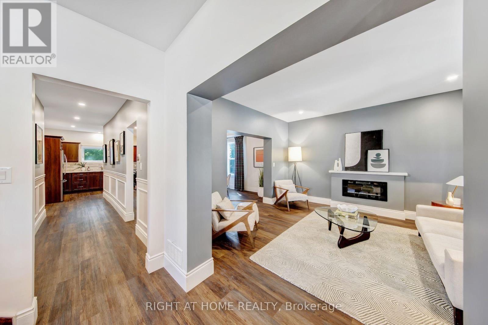30 WILLOW STREET N - 10