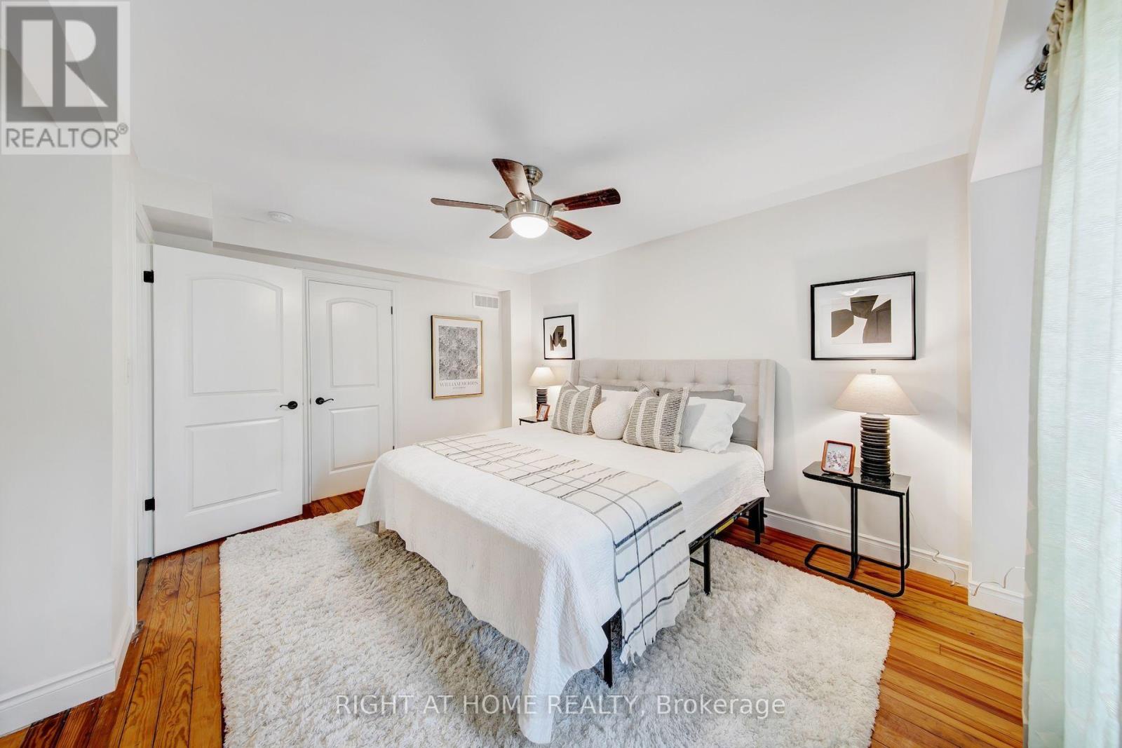 30 WILLOW STREET N - 24
