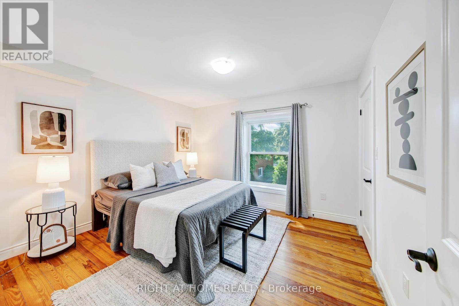 30 WILLOW STREET N - 26