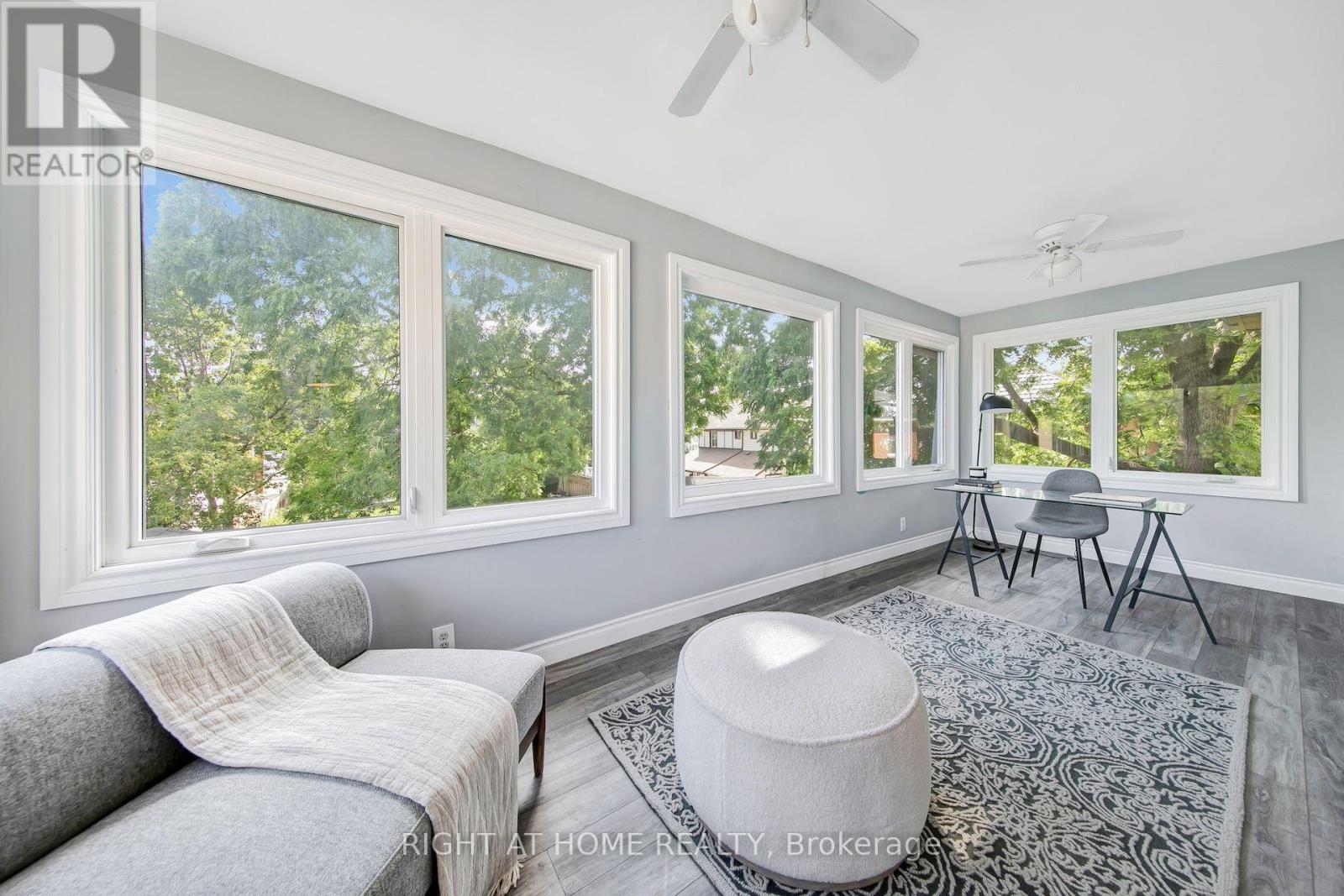 30 WILLOW STREET N - 30