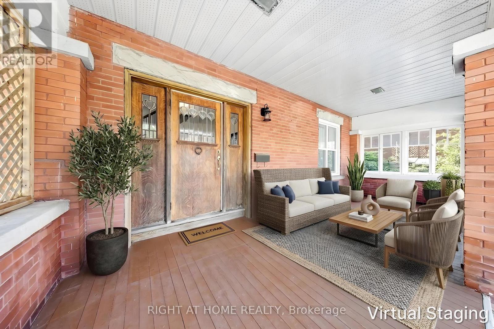 30 WILLOW STREET N - 6