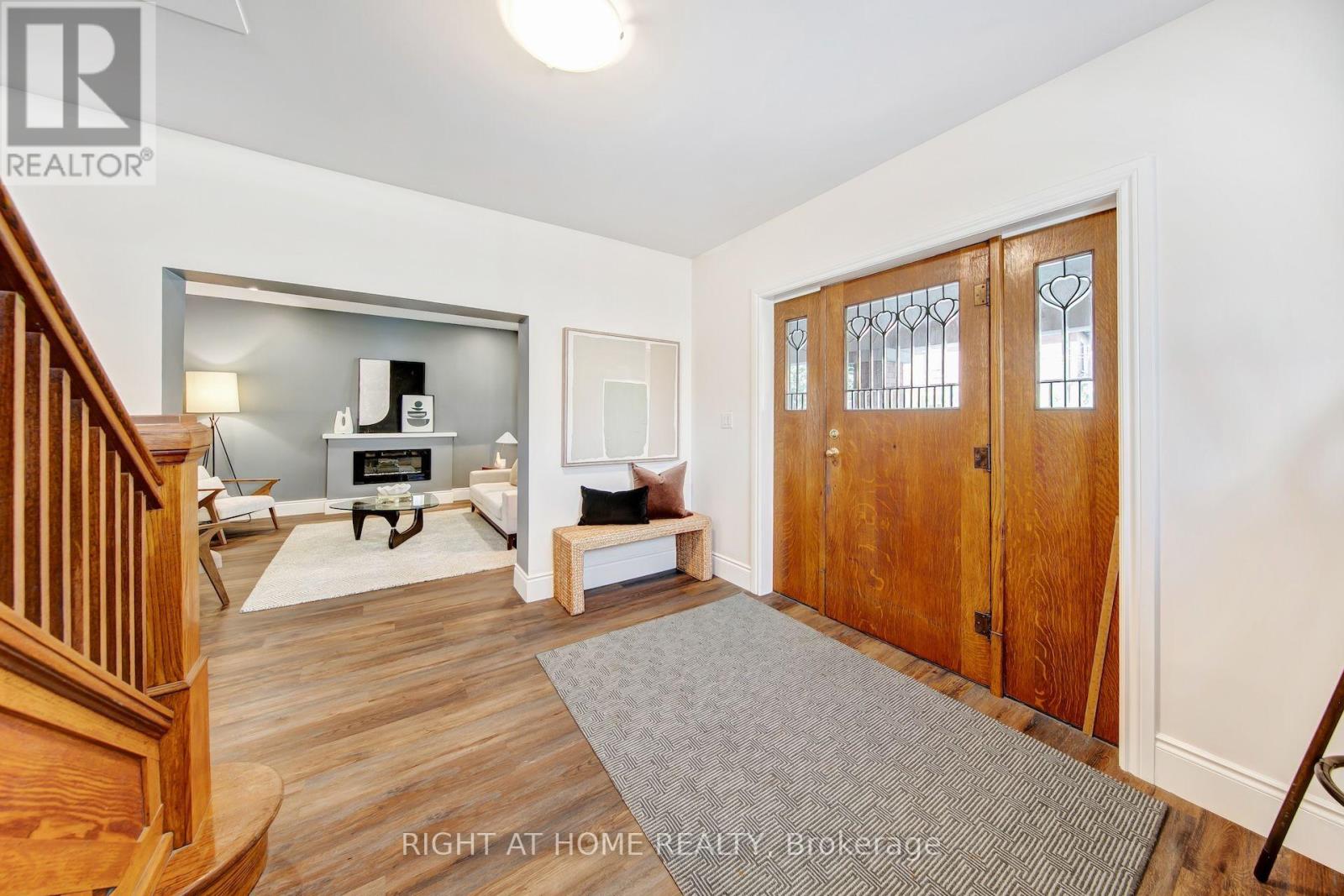 30 WILLOW STREET N - 8