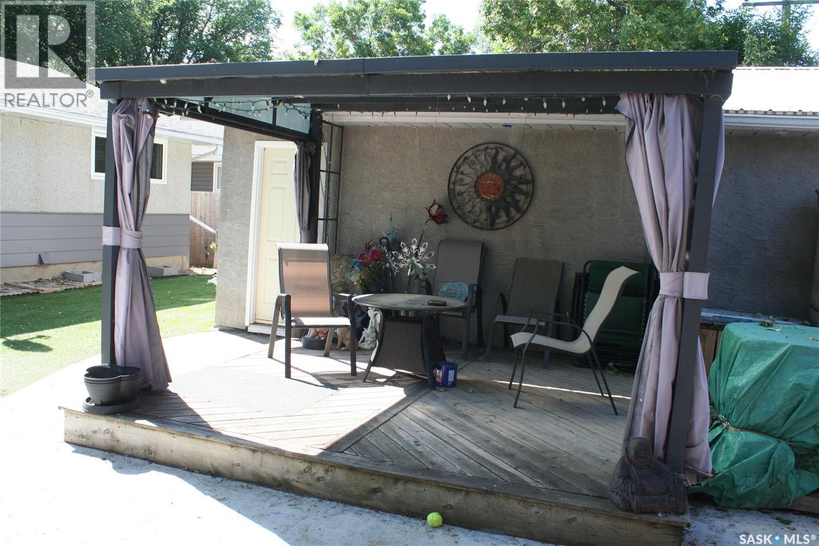 128 Riddell CRESCENT - 25