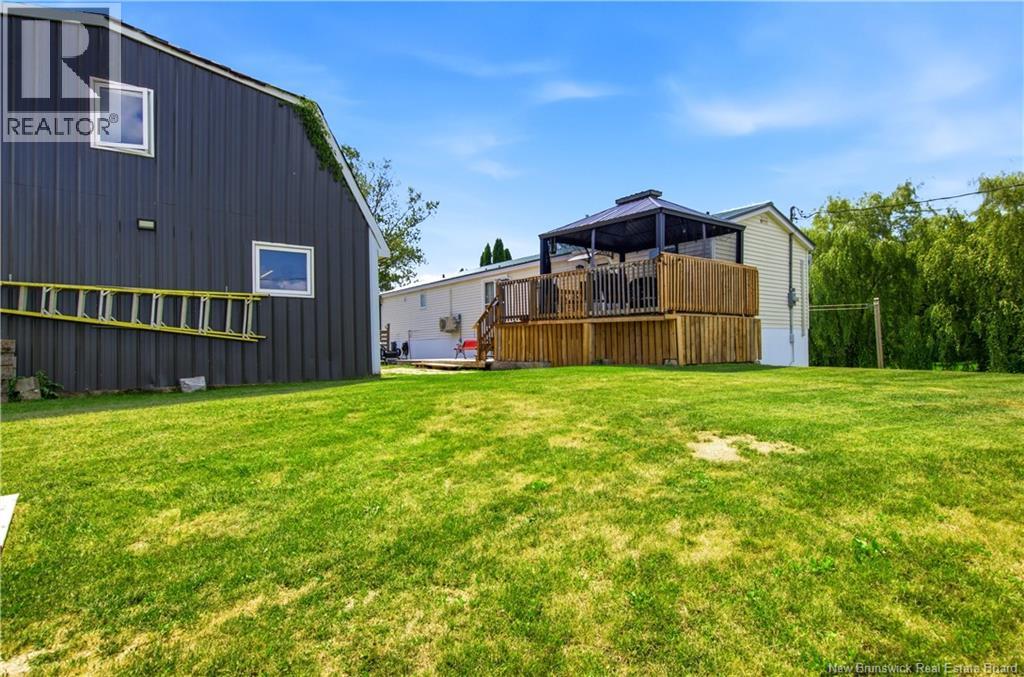 1711 Route 105 - 42
