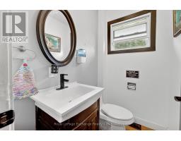 Bedroom - 34 Queen Avenue, Bluewater, ON N0M1J0 Photo 11