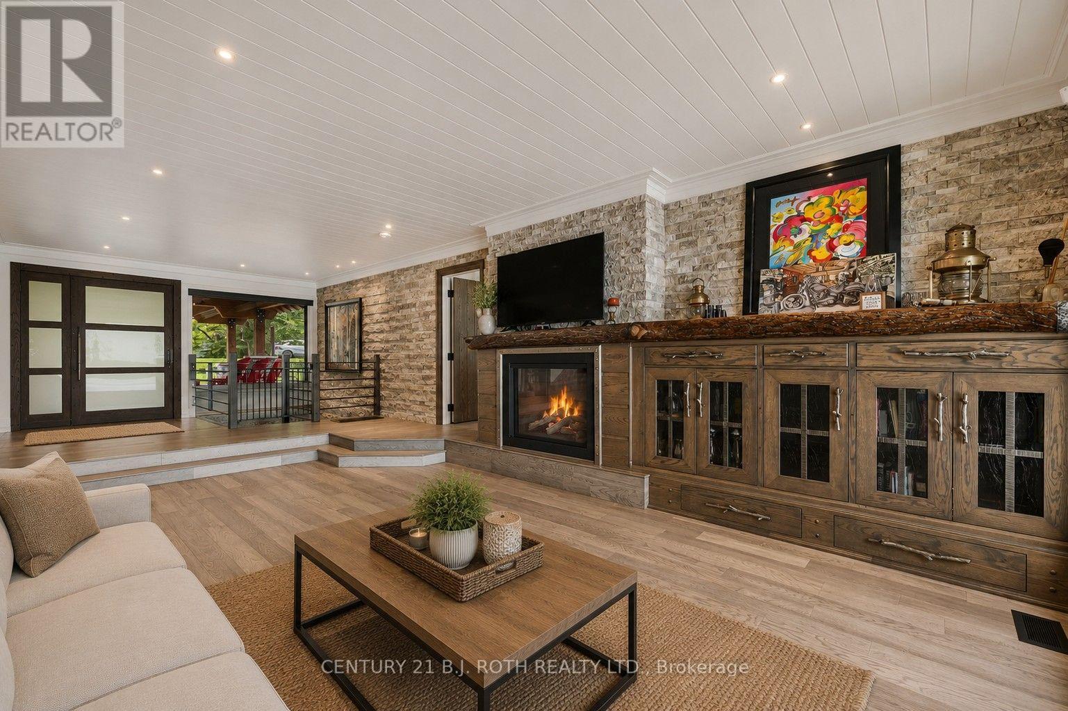 9 BARRIE TERRACE - Image 10