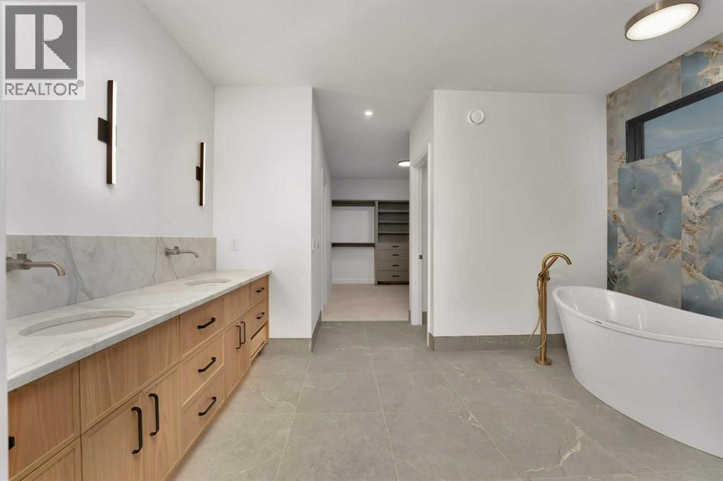 3511 34 Avenue SW - 23