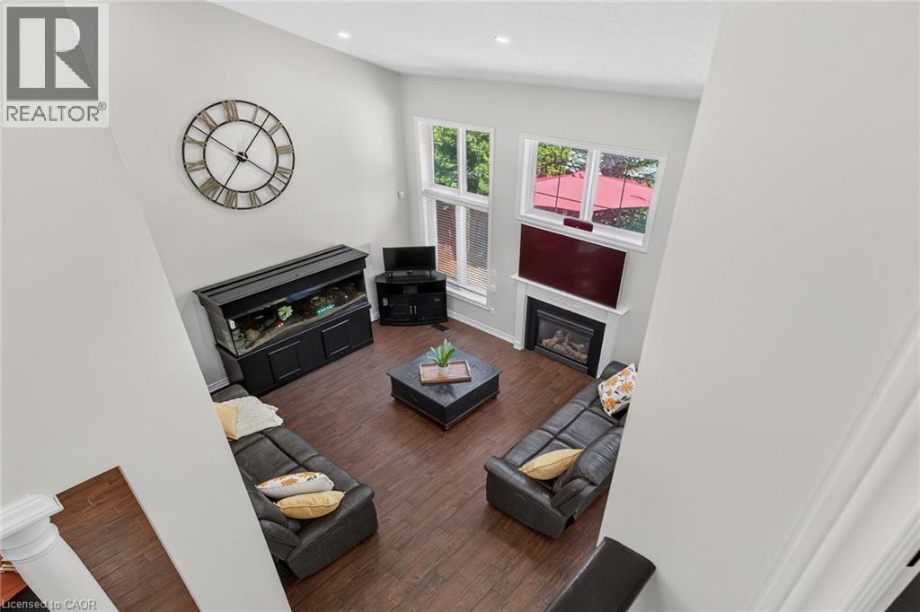 160 WILLS Crescent - Image 25
