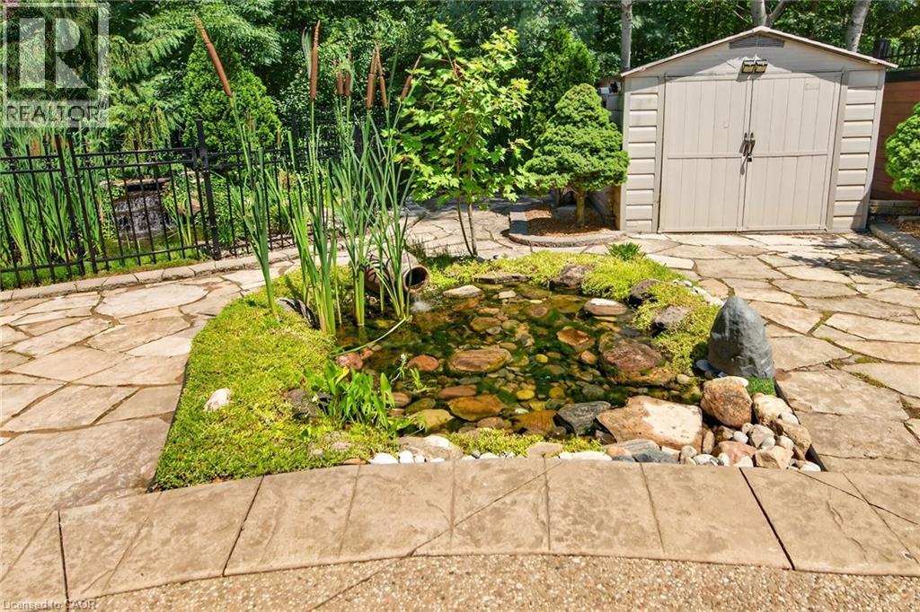 160 WILLS Crescent - Image 43