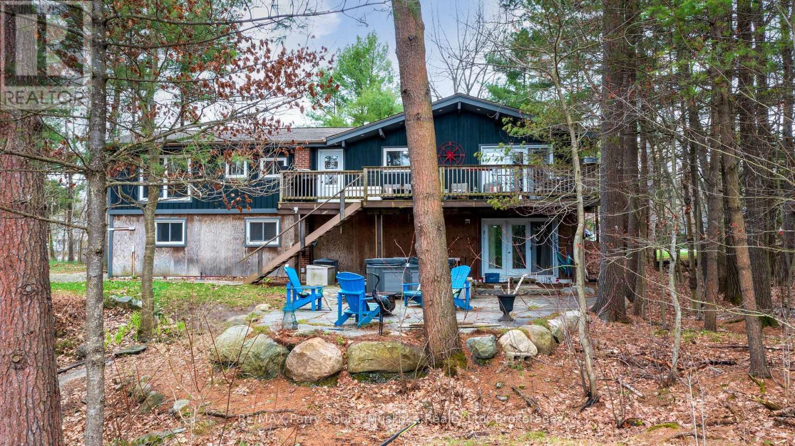 11 BRENDA AVENUE - 35