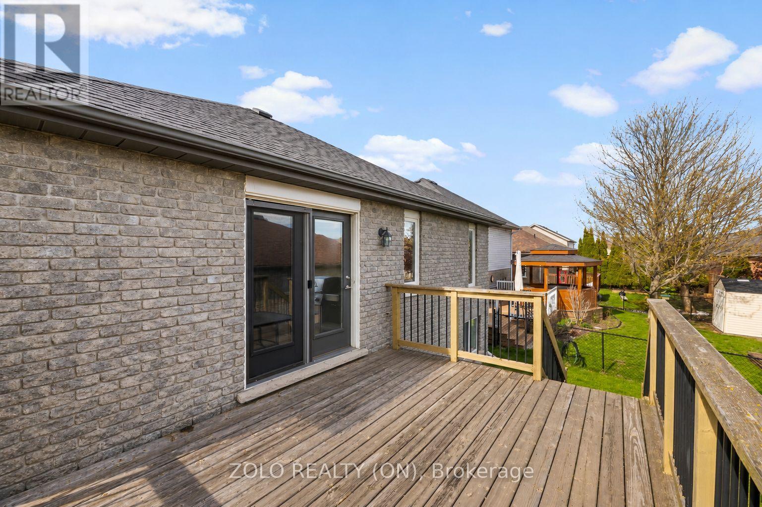 80 GAVEY STREET - 11