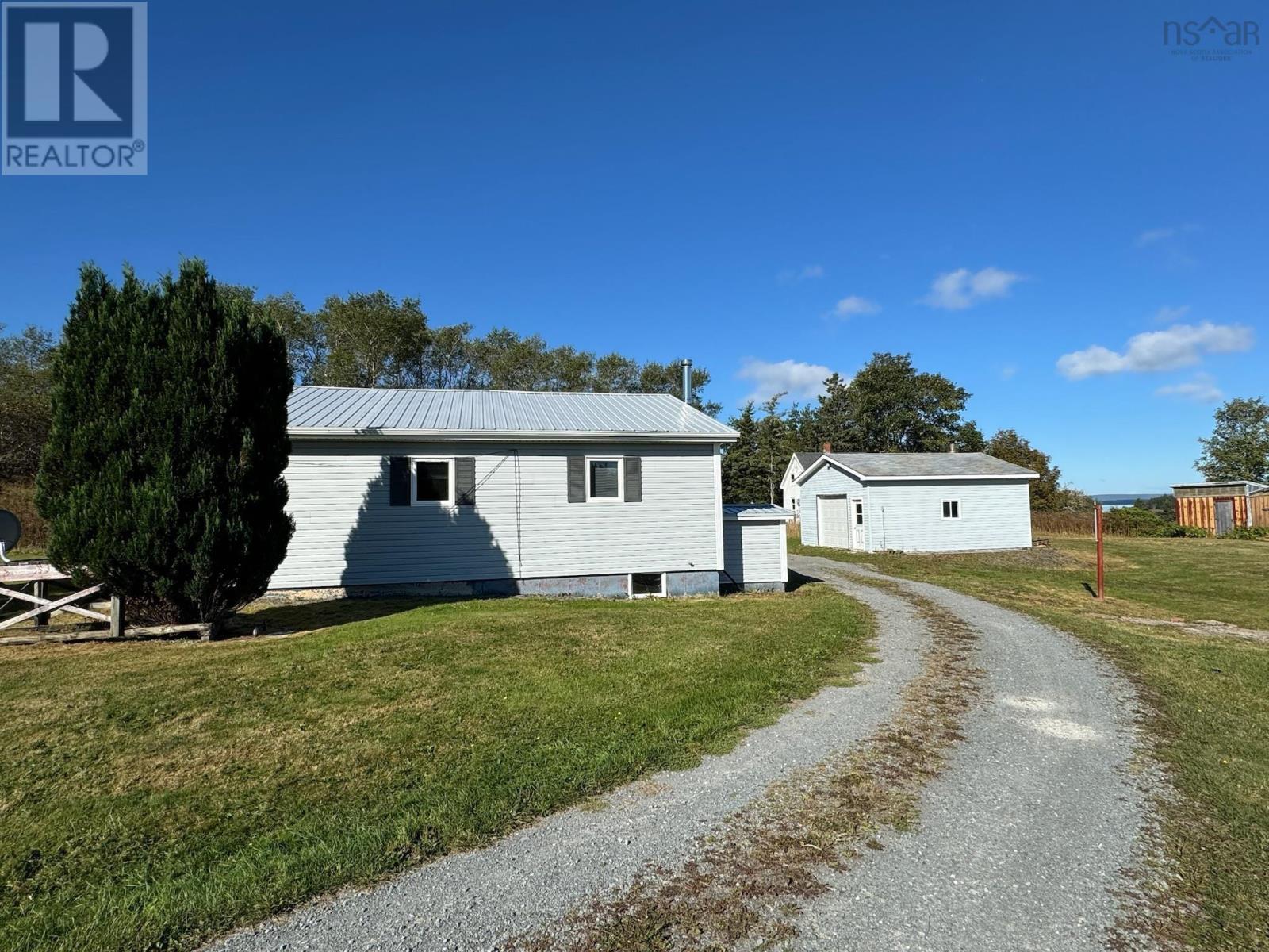 721 Descousse-Cap La Ronde Road - 19